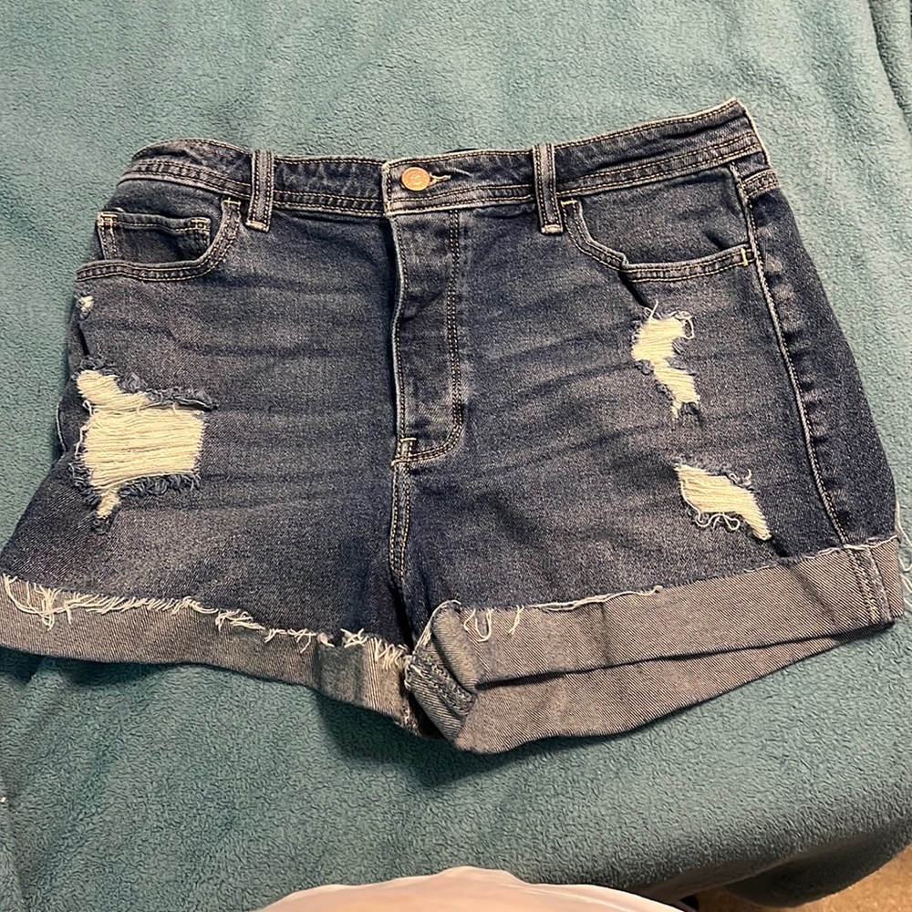 Hollister Ultra High Rise Jean Shorts